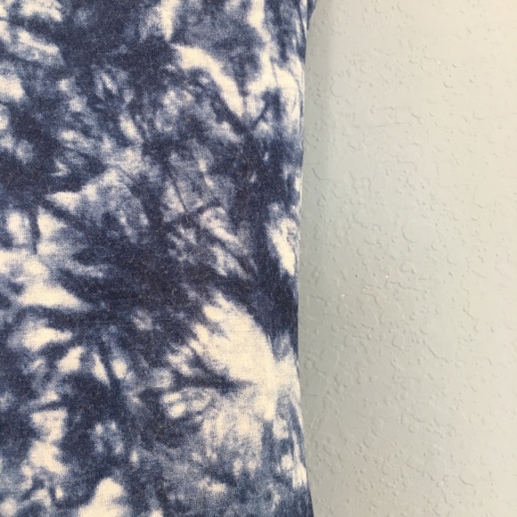 Black Bead, tie-dye blue and white body dress - Picture 2 of 4